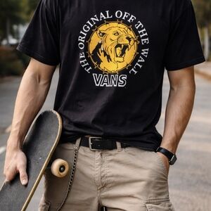 Vans Men's XL Tshirt Off The Wall Graphic Barb Wire Wild Cat